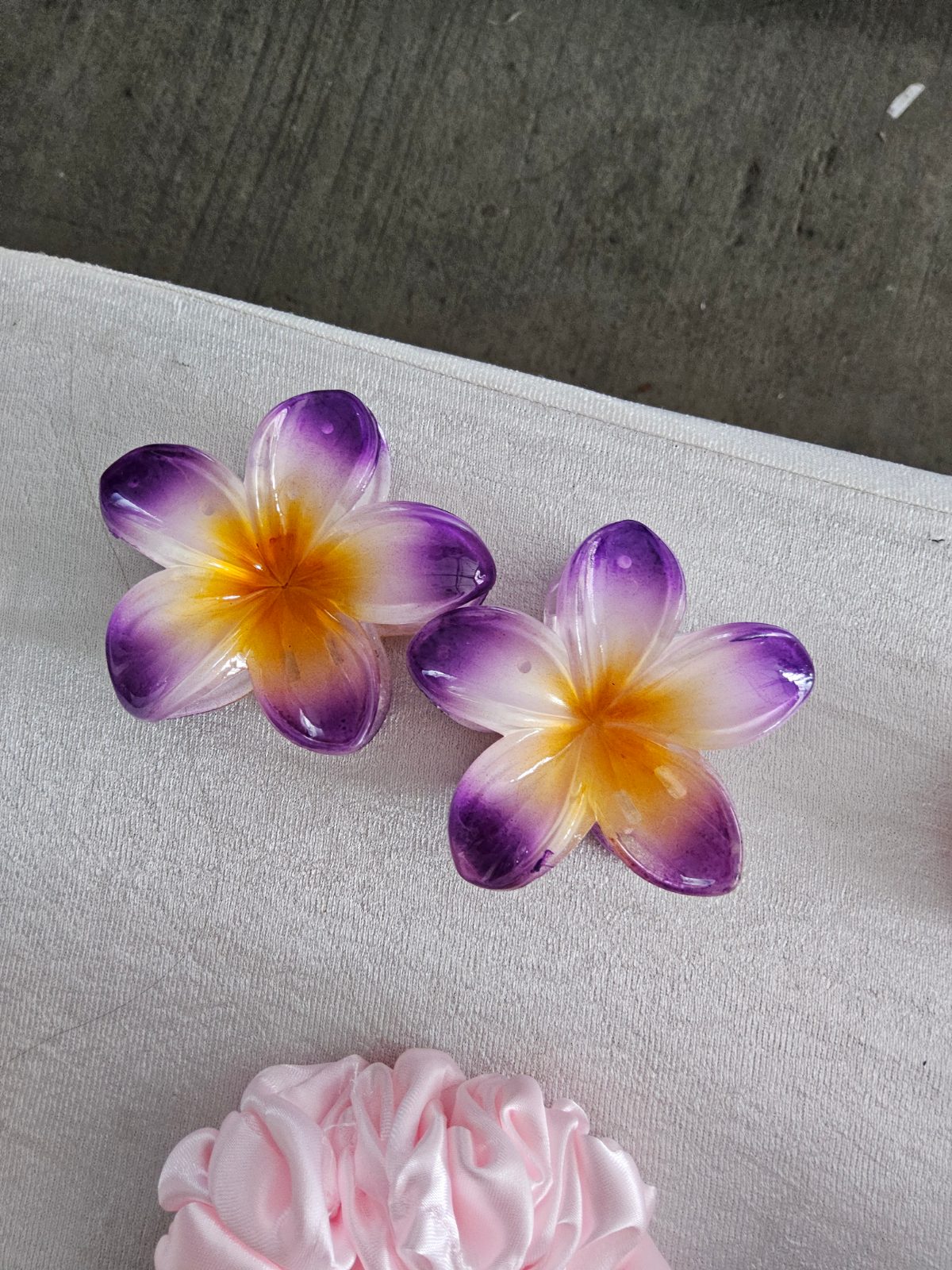 Flower clip